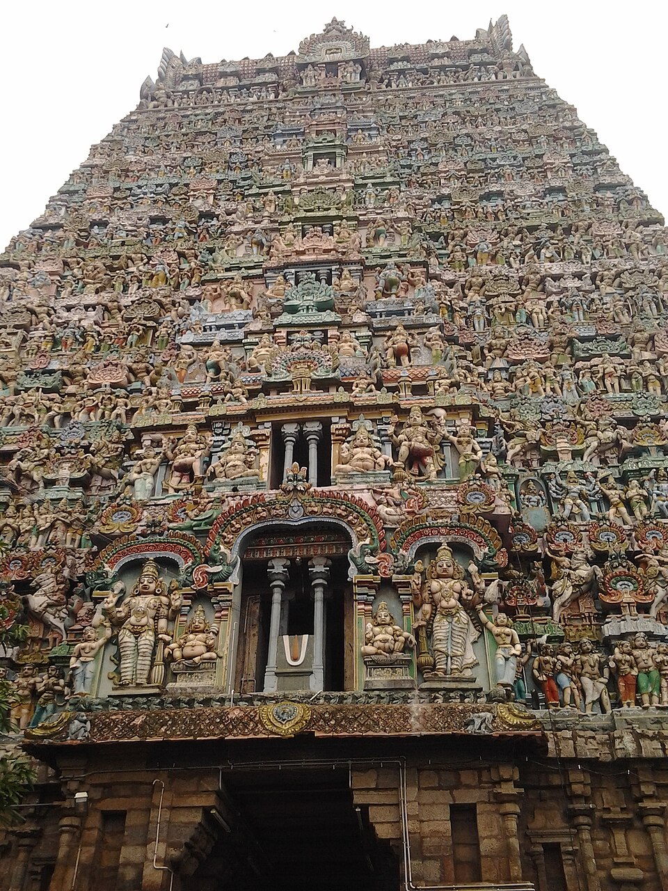 indian temple with thousands of gods